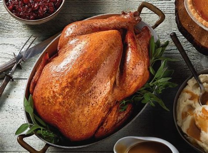 10 Best Precooked Turkeys for Thanksgiving 2023
