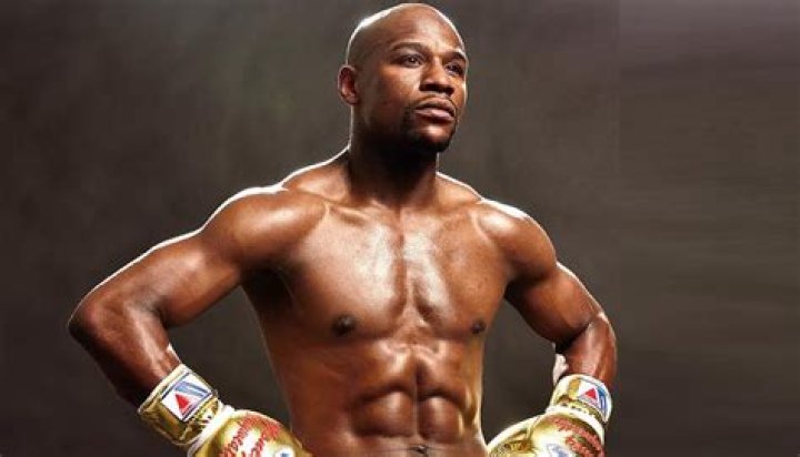 Floyd Mayweather says he'll un-retire in 2020, work with Dana White