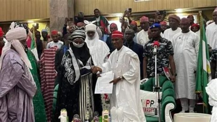 Jigon APC ya Aikawa Sanusi II Saƙo Ganin Abba Ya Dawo da shi Karagar Sarautar Kano