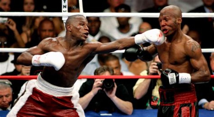 On this day: Floyd Mayweather bashes Zab Judah before and after ring riot