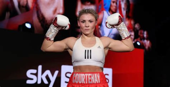 Shannon Courtenay unfazed by Ebanie Bridges' mind games ahead of WBA title bout