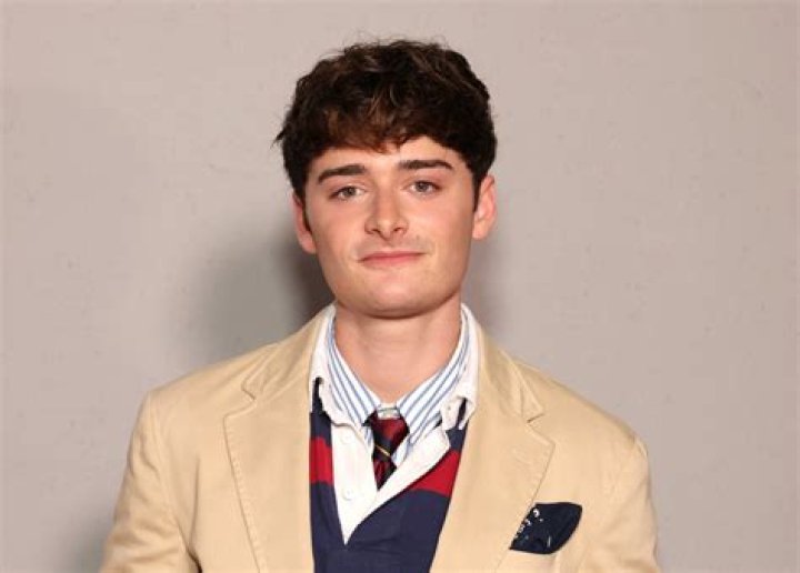 What happened to Noah's dad?